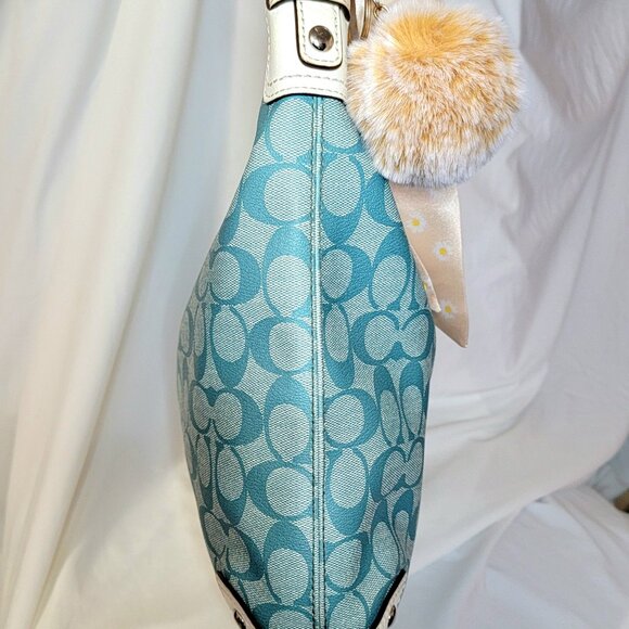 Coach 2009 Signature Stripe Jacquard Hobo Bag – Perfect Condition, Retails: $225 - Picture 3 of 9